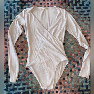 Aritzia Long Sleeve Wrap Bodysuit Size Small Balletcore Soft Minimal